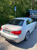 BMW 320 Baureihe 3 Cabrio 320i/M-PAKET/XENON/NAVI/19 - BMW 320: M Paket 320i