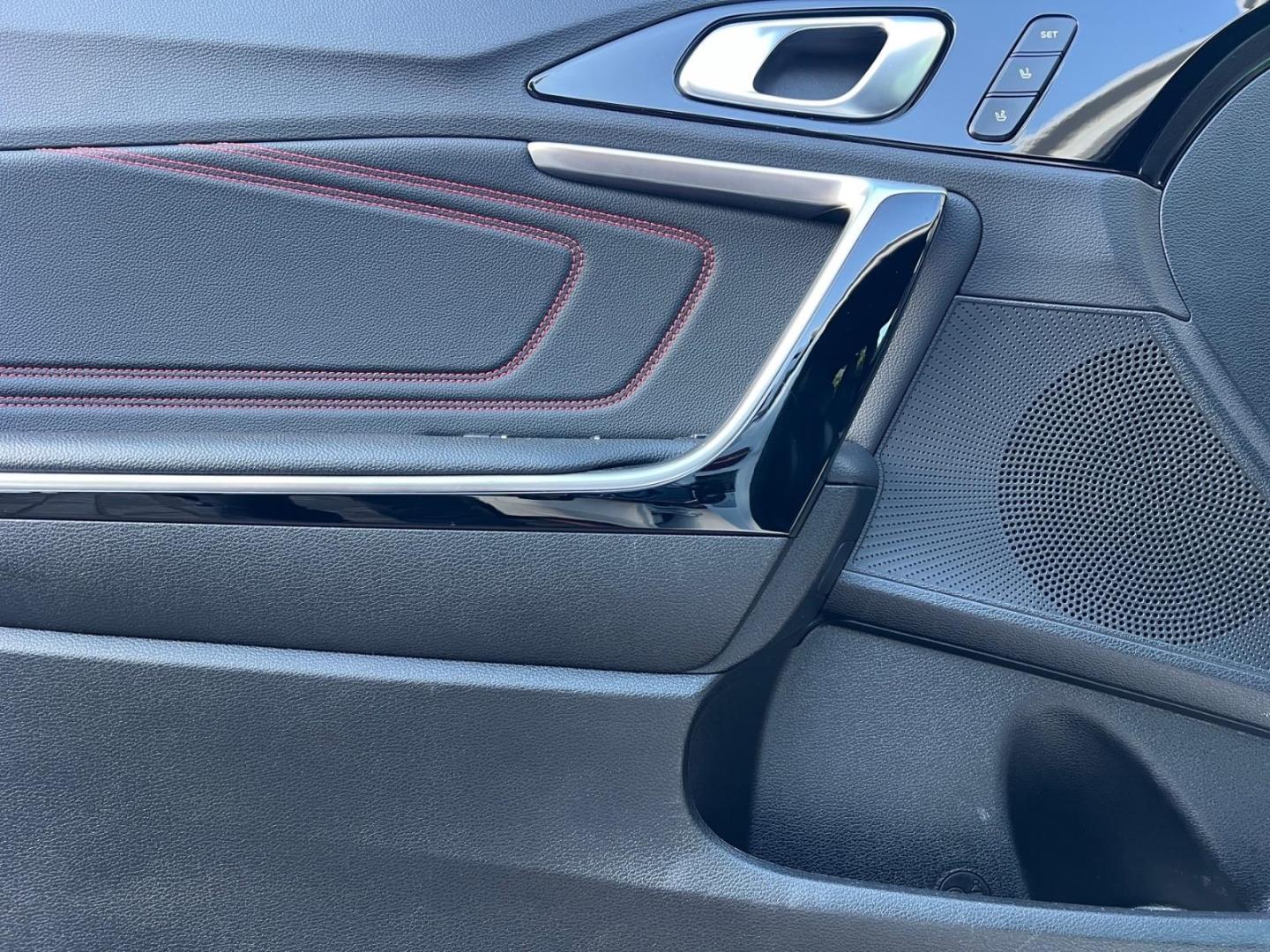 Kia ProCeed GT 1.6T SPORTAUSPUFF PANORAMA NAVIGATION
