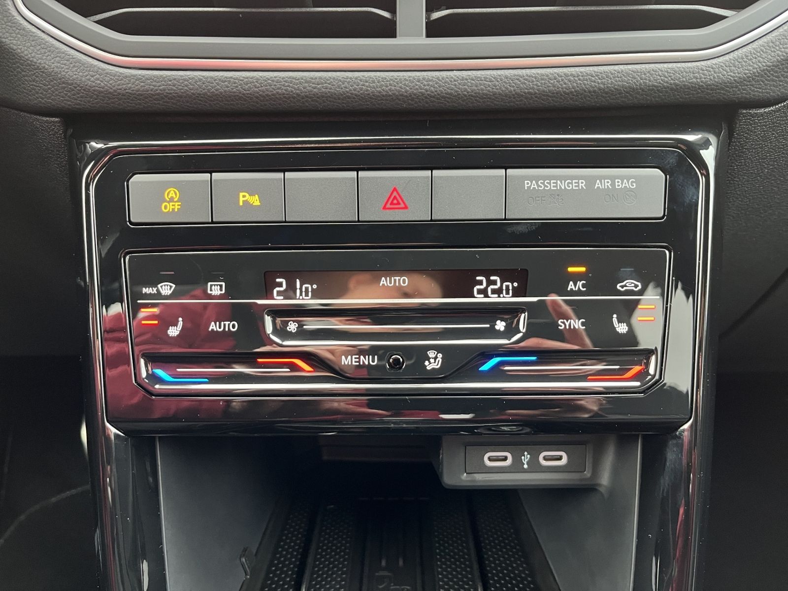 Volkswagen T-Cross - Bild 15