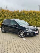 Volkswagen Golf 2.0 TDI GTD GTD - Volkswagen Golf mit Diesel-Antrieb: Schwarz, Schiebedach, Kleinwagen
