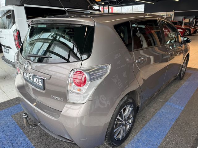 Toyota Verso SkyView Edition