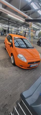 Fiat Grande Punto 1.4 16V Sport Sport - Fiat Grande Punto Sport mit Benzin-Antrieb