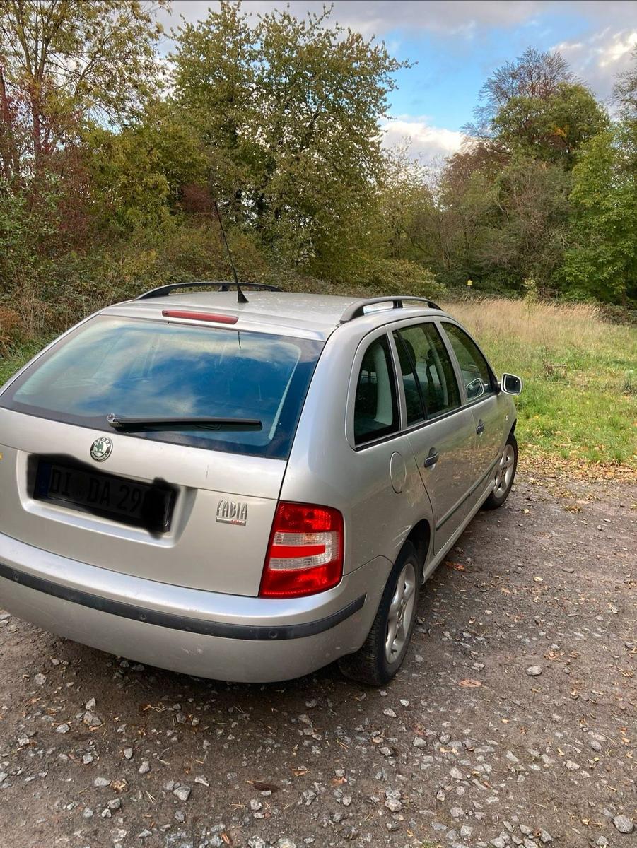 Skoda Fabia 2006 — photo 12