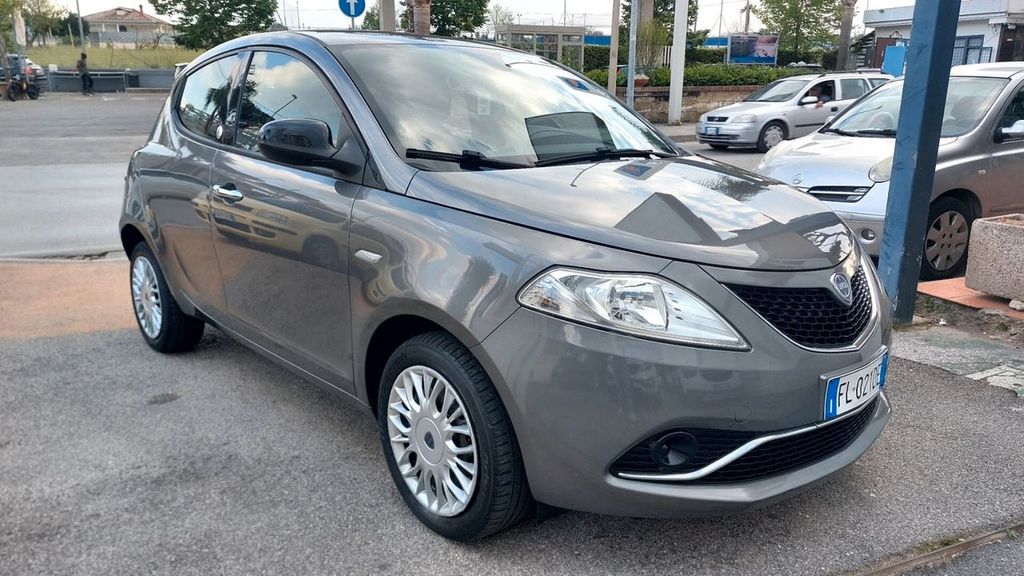 Image of Lancia Ypsilon