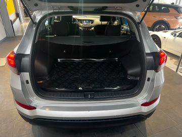 Bild 11 Hyundai Tucson blue Classic 2WD - RFK | Navi | SHZ