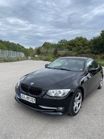 BMW 320i Coupé - Tüv neu/Sportsitze/ Steuerkette neu