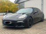 Porsche Panamera 3.0d 300PS -S-Dach-GTS 20... - Porsche Panamera mit Diesel-Antrieb: Limousine, 3.0
