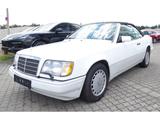 Mercedes-Benz E 320 Cabrio Automatik Sitzheizung Leder 4-Sitze - Mercedes-Benz E 320 aus 1995