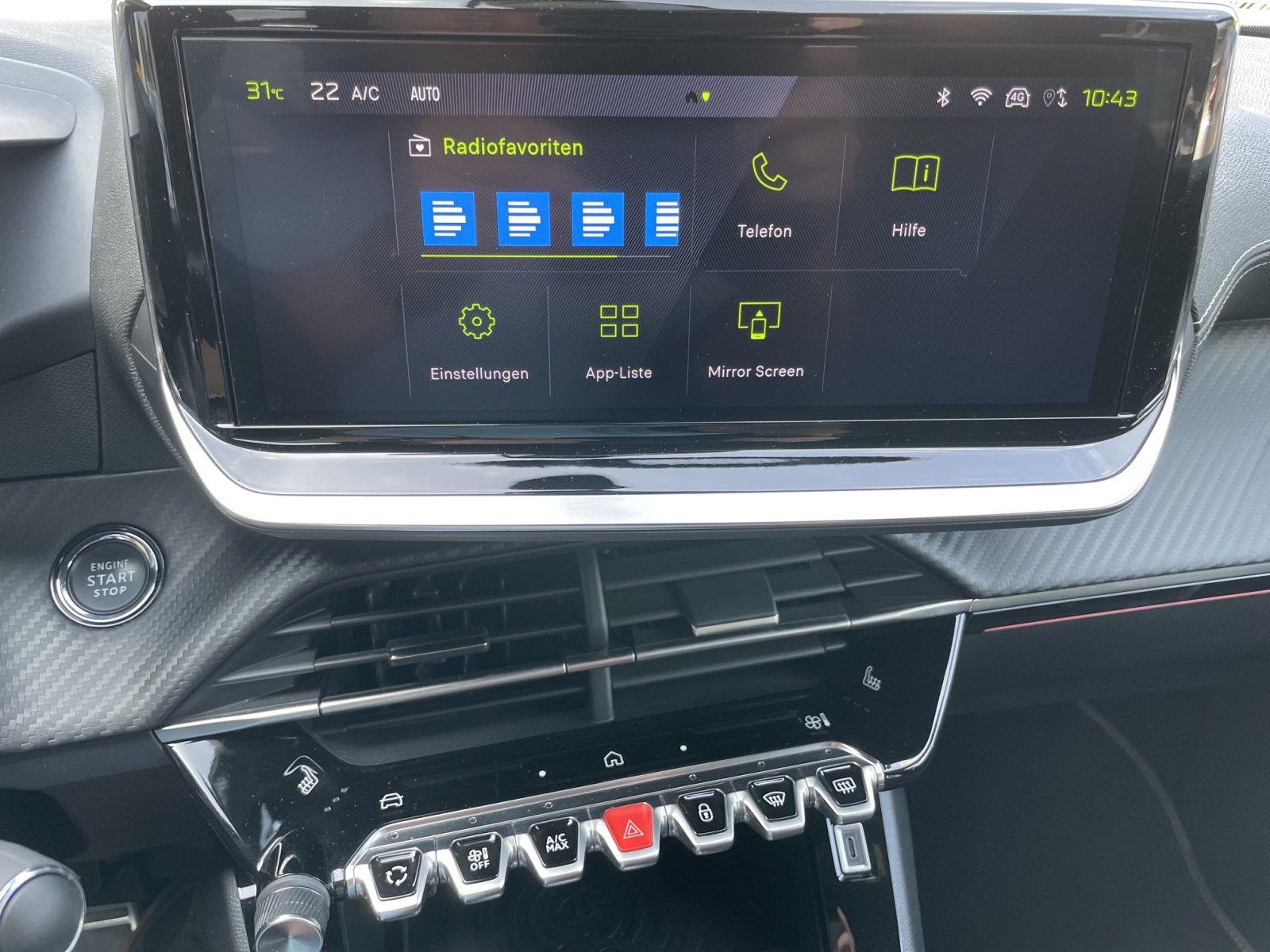 Peugeot 2008 PureTech 130 EAT8 GT SHZ / RFK