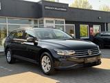 Volkswagen Passat R-Kamera,CarPlay,ACC,Sitzheizung,8-Fach - VW Passat Gebrauchtwagen in Bremen
