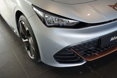 CUPRA Born Edition Dynamic | Navi | ACC | 360° CUPRA Born Edition Dynamic | Navi | ACC | 360°