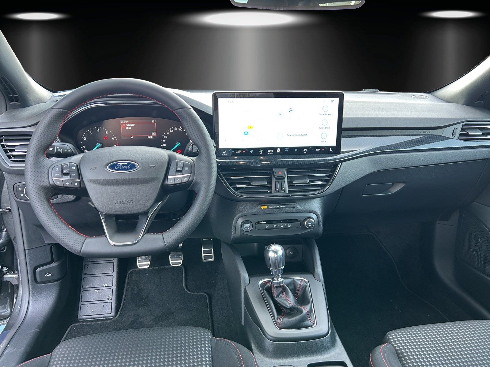 Fahrzeugabbildung Ford Focus ST-Line 5 Türer Styling Pak. Winter Pak.