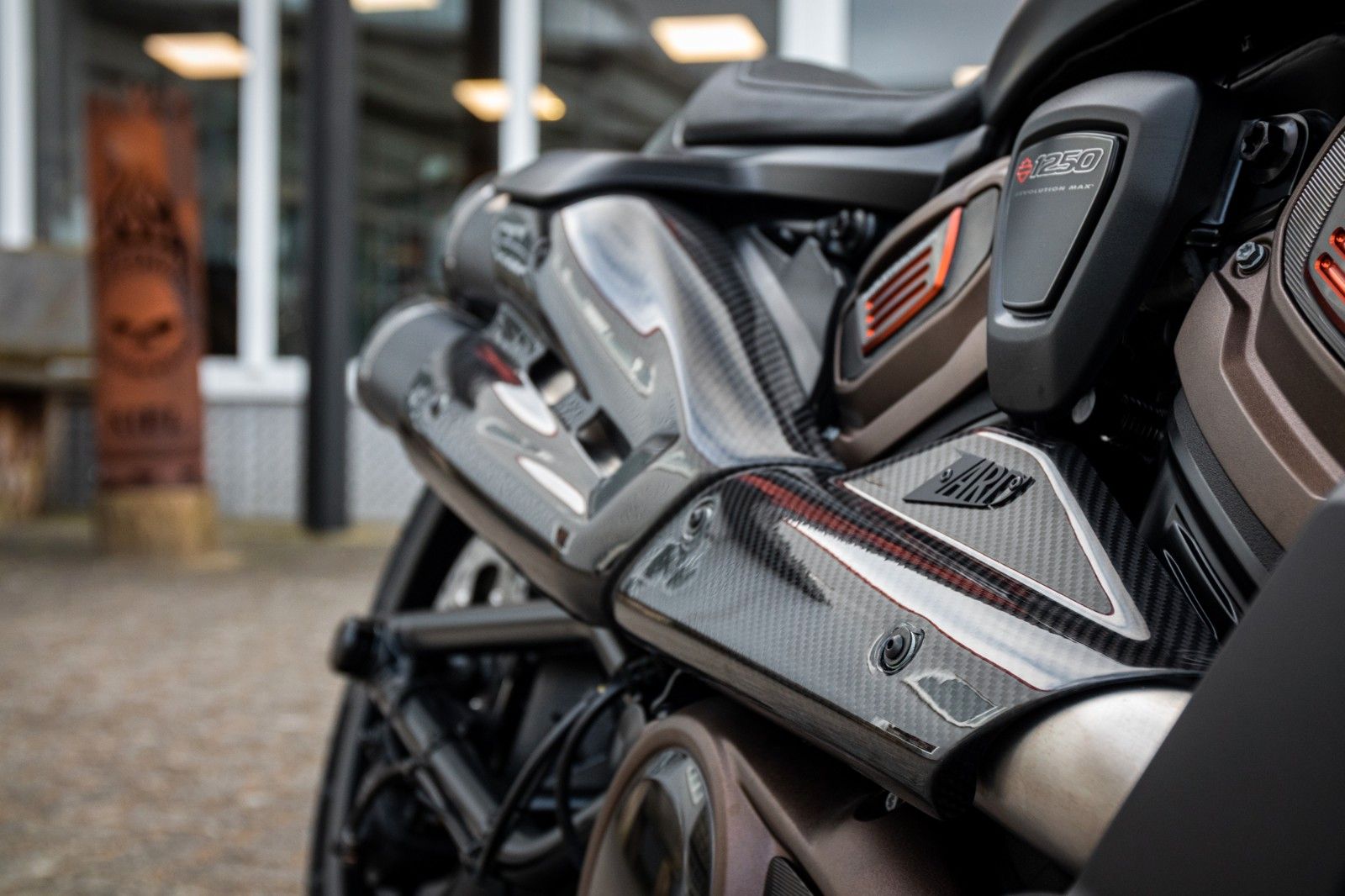 Fahrzeugabbildung Harley-Davidson SPORTSTER S RH1250S HD-Kiel 240er-Umbau