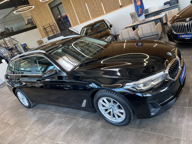 BMW 520 Touring 520 d *1.HAND*HUD*NAVI*KAM*LED*AHK*