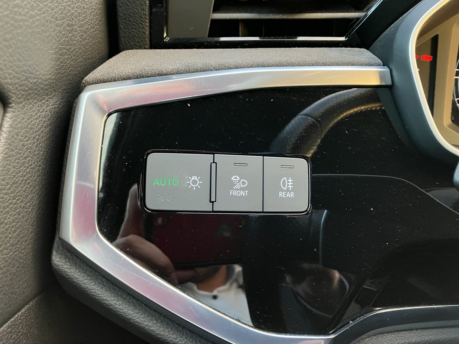 Fahrzeugabbildung Audi RS Q3 Sportback 2.5 TFSI quattro Matrix AHK AVC