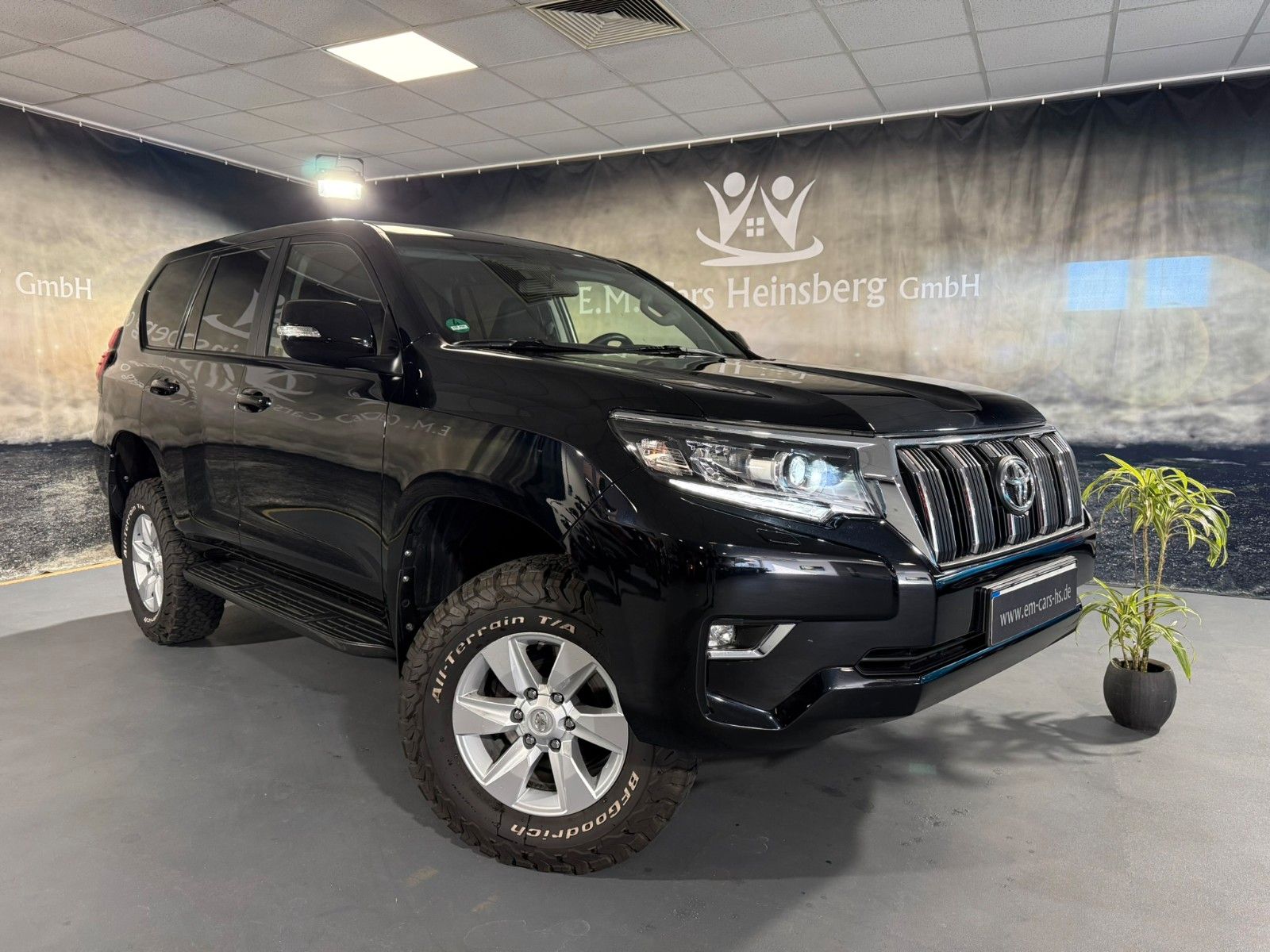 Toyota Land Cruiser 2.8 D4-D Comfort Autom. 4x4 LED AHK foto 1