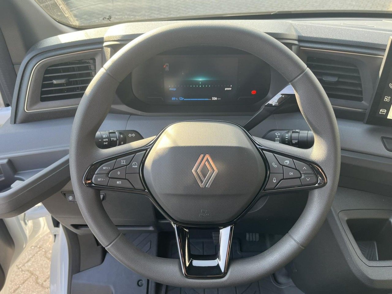 Renault Master - Bild 13