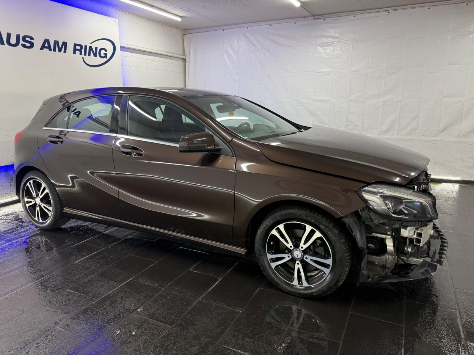 Mercedes-Benz A 180 BlueEfficiency UNFALL 2xPDC LED TEMPO NAVI