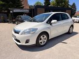 Toyota Auris Hybrid Life - gebrauchte Toyota Auris aus dem Jahr 2011