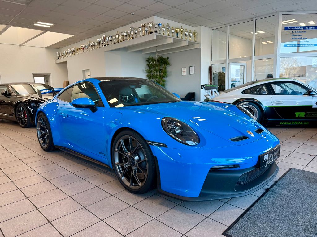 Porsche 992