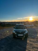 Skoda Yeti 2.0 TDI 4x4 / AHK - Skoda Yeti: Grün