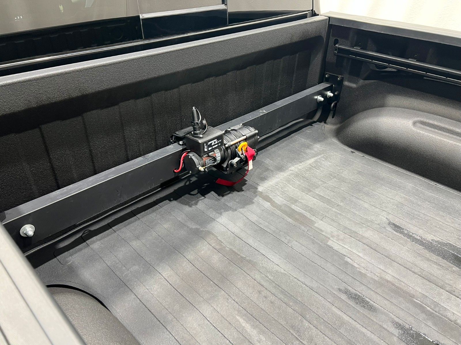 Fahrzeugabbildung Dodge RAM  1500 LIMITED NIGHT CREW CAB 4X4 *RTR UMBAU*