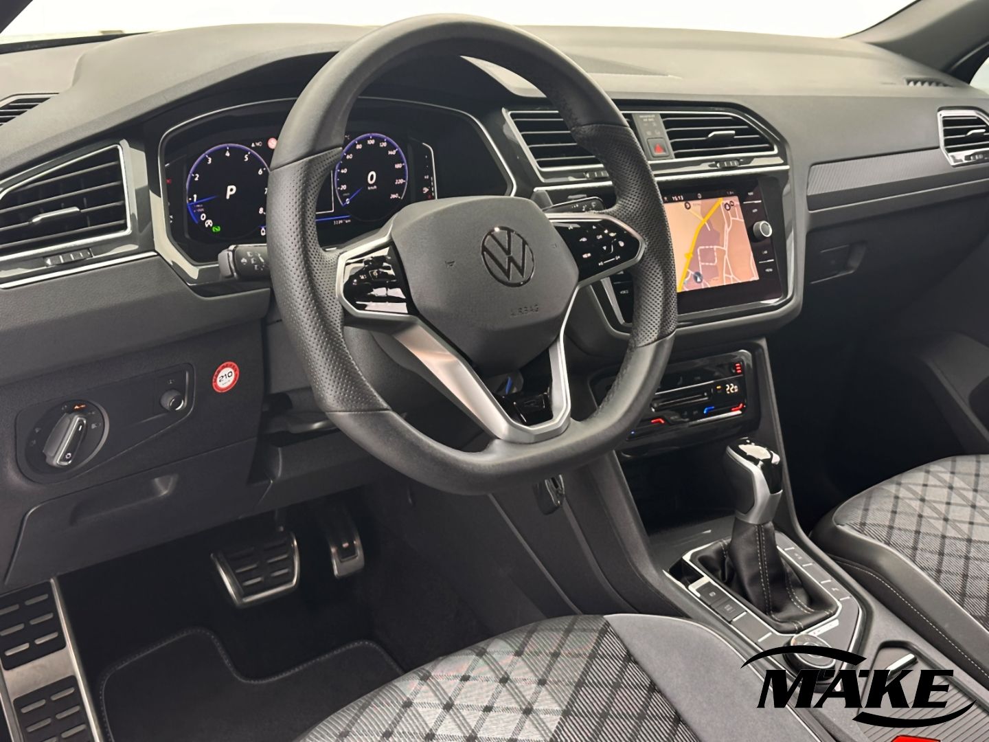 Tiguan R-Line 2.0 TSI DSG 4motion LED AHZV ACC S