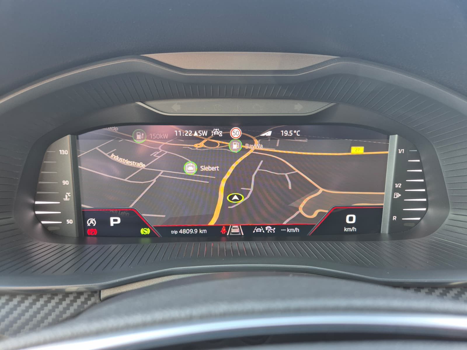 Fahrzeugabbildung SKODA Kamiq 1.5 TSI DSG Monte Carlo PANO*MATRIX*5J.GAR