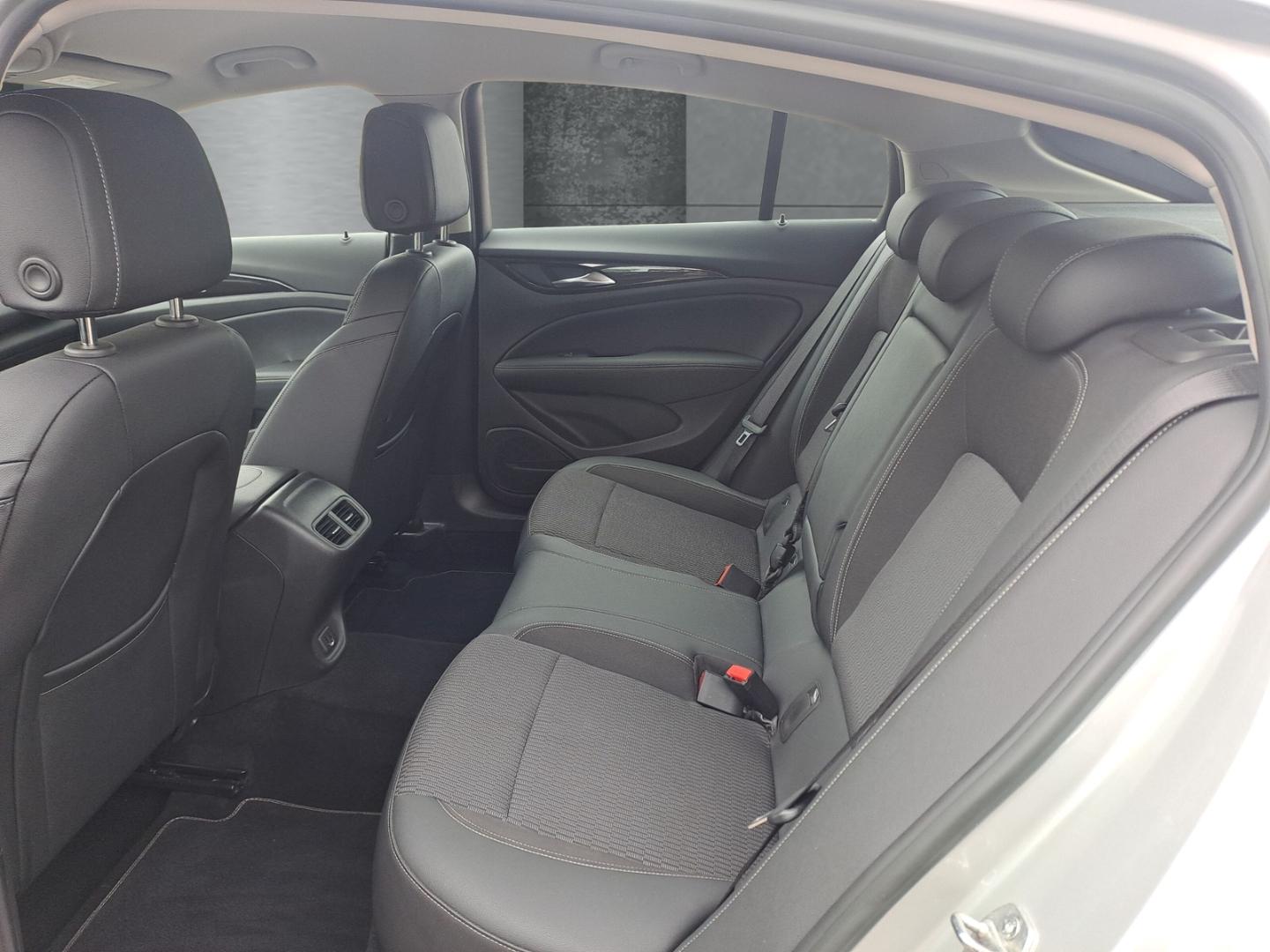Opel Insignia GS Elegance 2.0 D AHK-schwenkbar Navi L