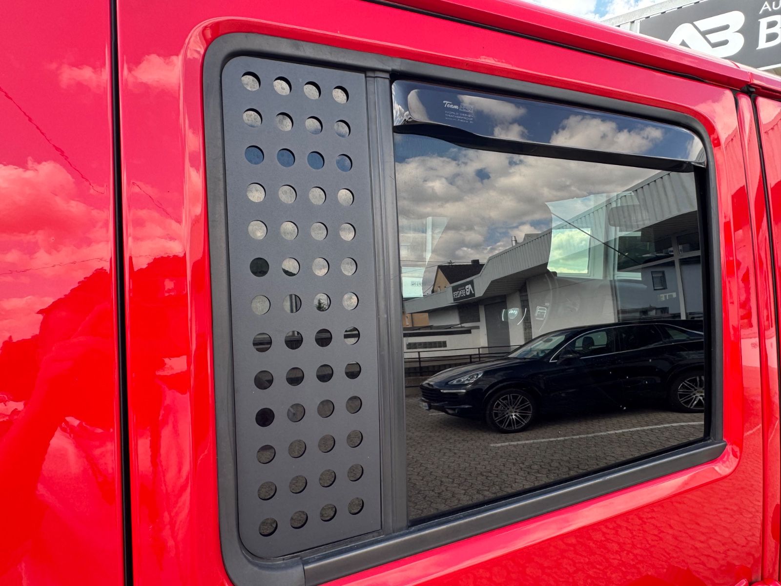 Fahrzeugabbildung Jeep Wrangler Unlimited Night Eagle/SOFT-Top/Daystar/