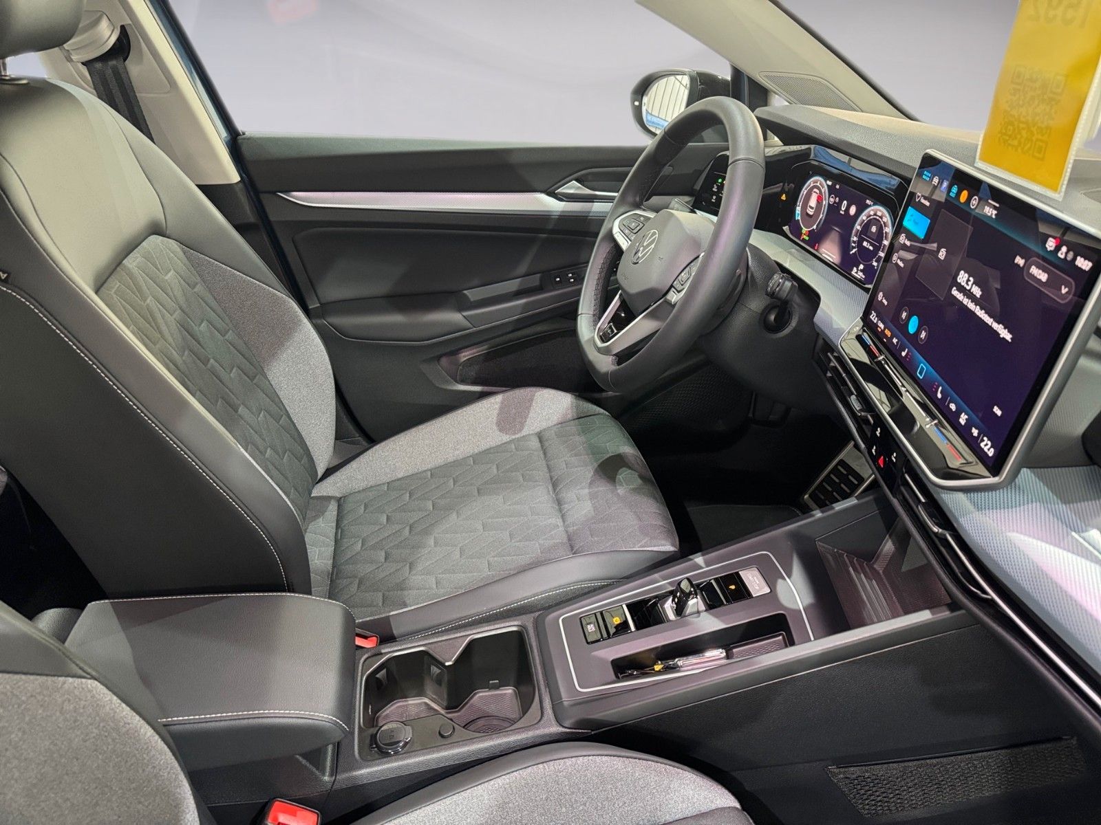 Fahrzeugabbildung Volkswagen Golf VIII Life GOAL 1.5 eTSI