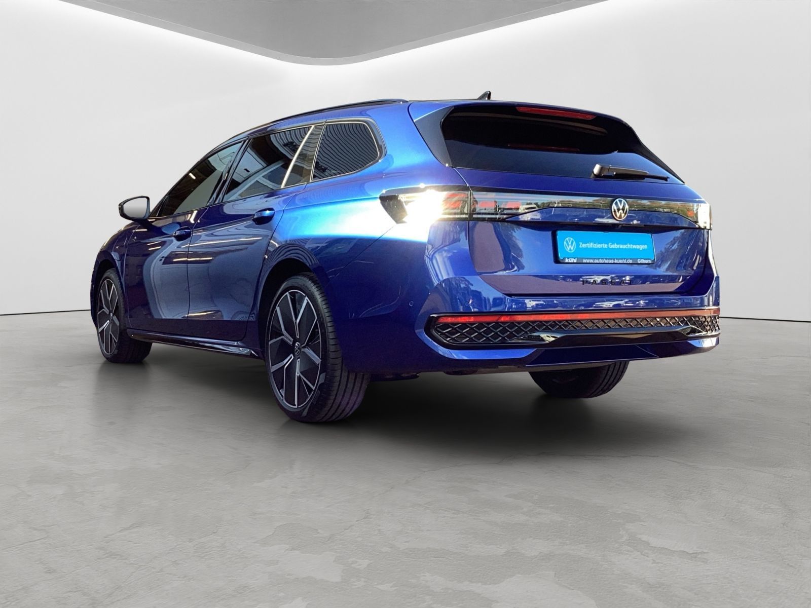 Volkswagen Passat Variant 1.5 TSI eHybrid DSG R-Line IQ.Lig foto 3