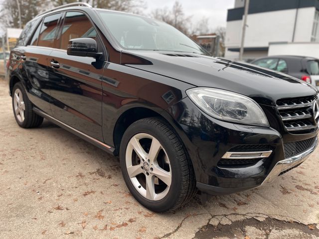 Mercedes-Benz ML Klasse ML 350d BlueTec.AHK.Bixenon .Kamera..