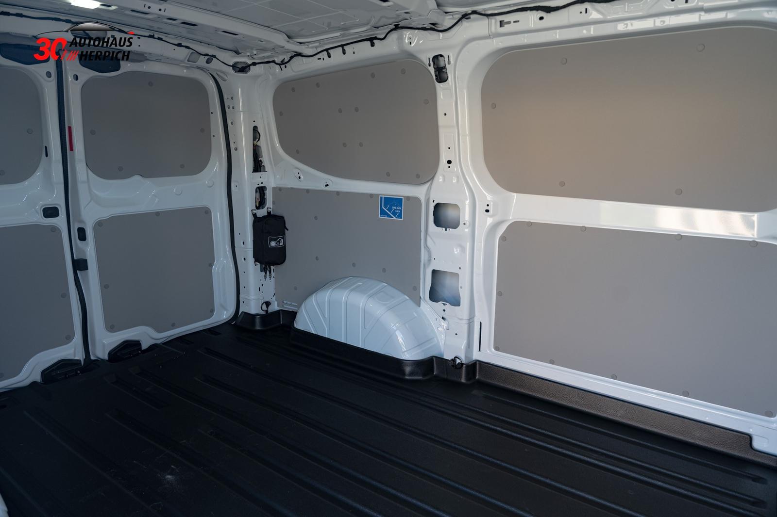 Ford Custom 320 L1 Trend FWD RFK PDC AHK DAB 