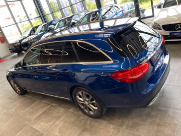 Mercedes-Benz C 300 T BlueTec Hybrid  h *LED*AHK*PANO*360°*
