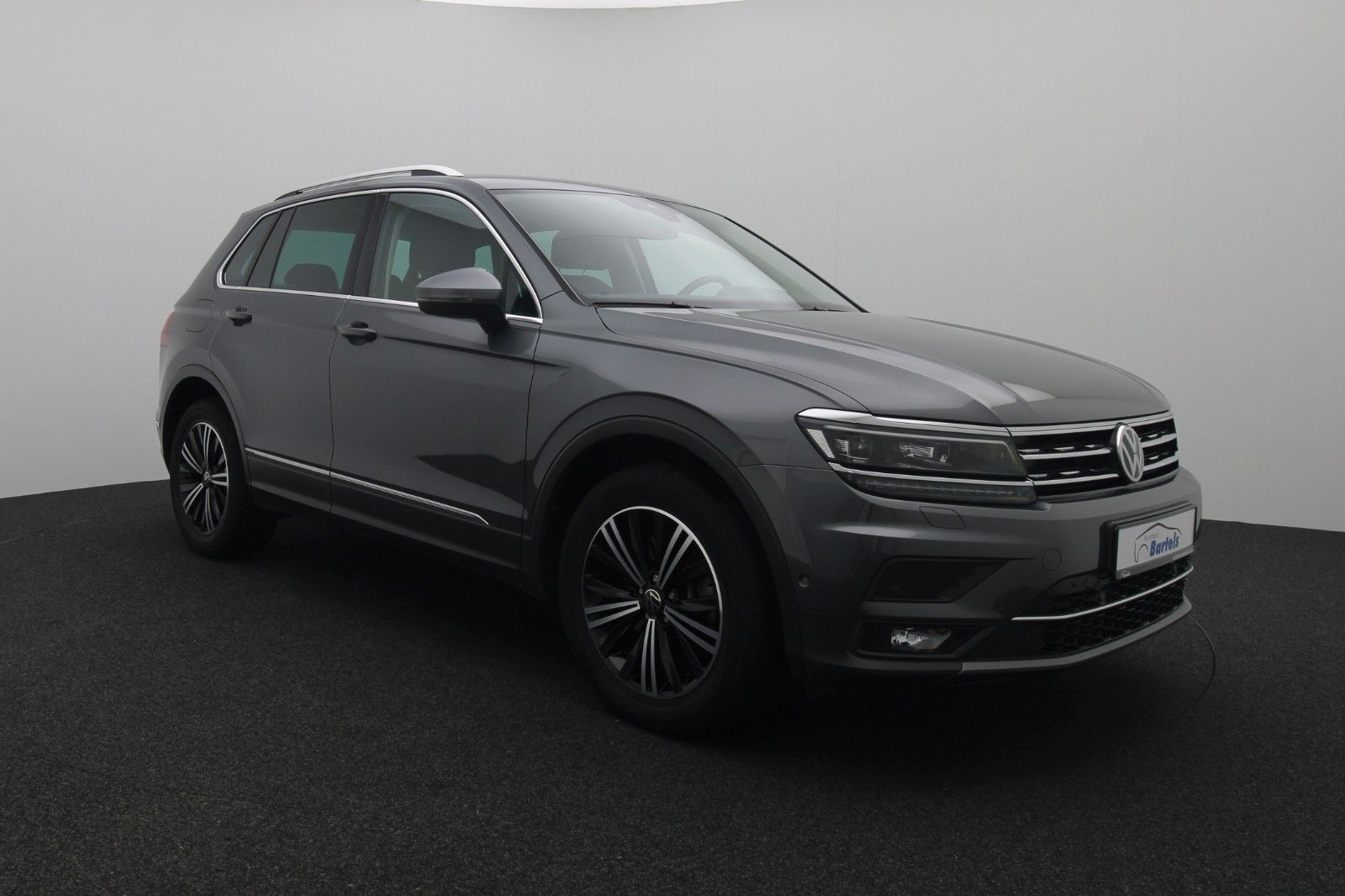 Fahrzeugabbildung Volkswagen Tiguan Highline 2.0 TDI 4Motion Standheizung