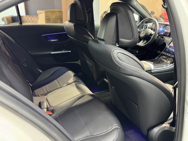 Mercedes-Benz C 180 Lim. AMG*LED*LEDER*MASSAGE*CAM*AMBIENTE