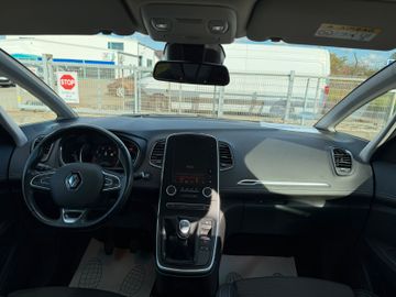 Renault Scenic - 10
