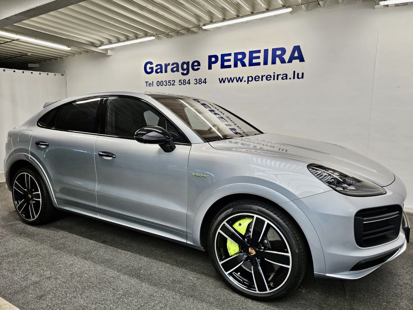 Porsche Cayenne COUPE TURBO S E-HYBRID KERAMIK SPORT PAK