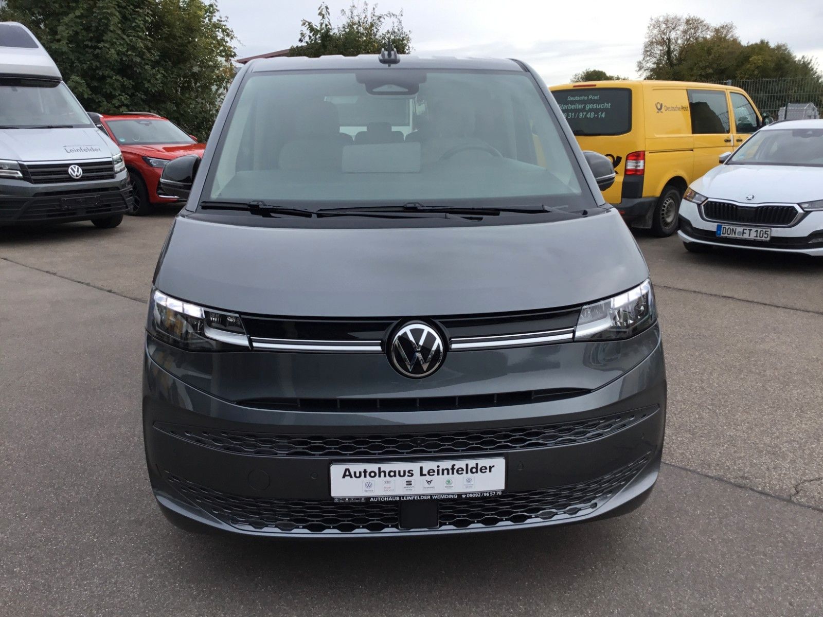 Fahrzeugabbildung Volkswagen T7 Multivan Life TDI DSG LÜ+AHK+ACC+LED+Leder