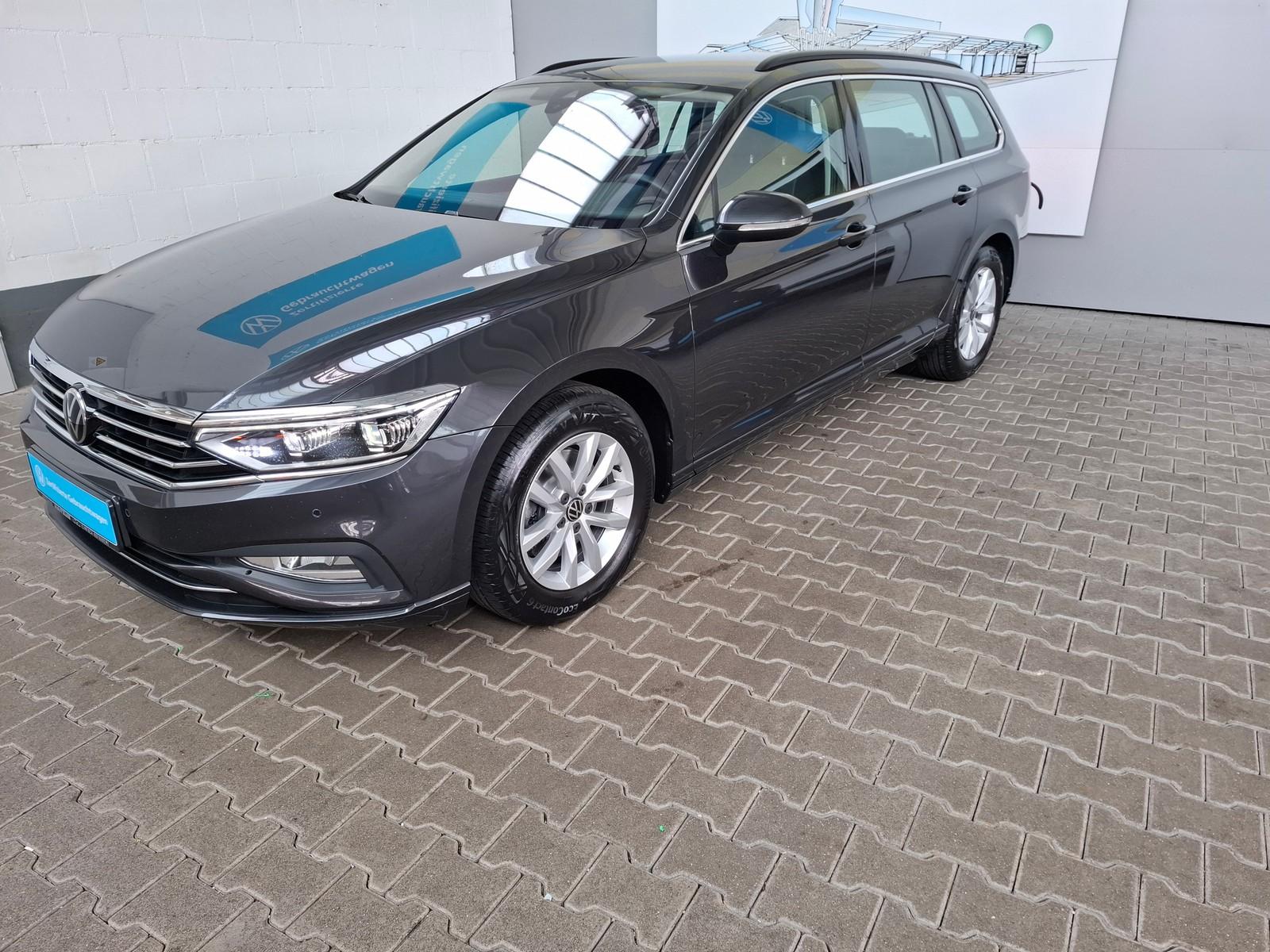 Volkswagen Passat Var. Business 1.5 TSI DSG +LED +Tempomat