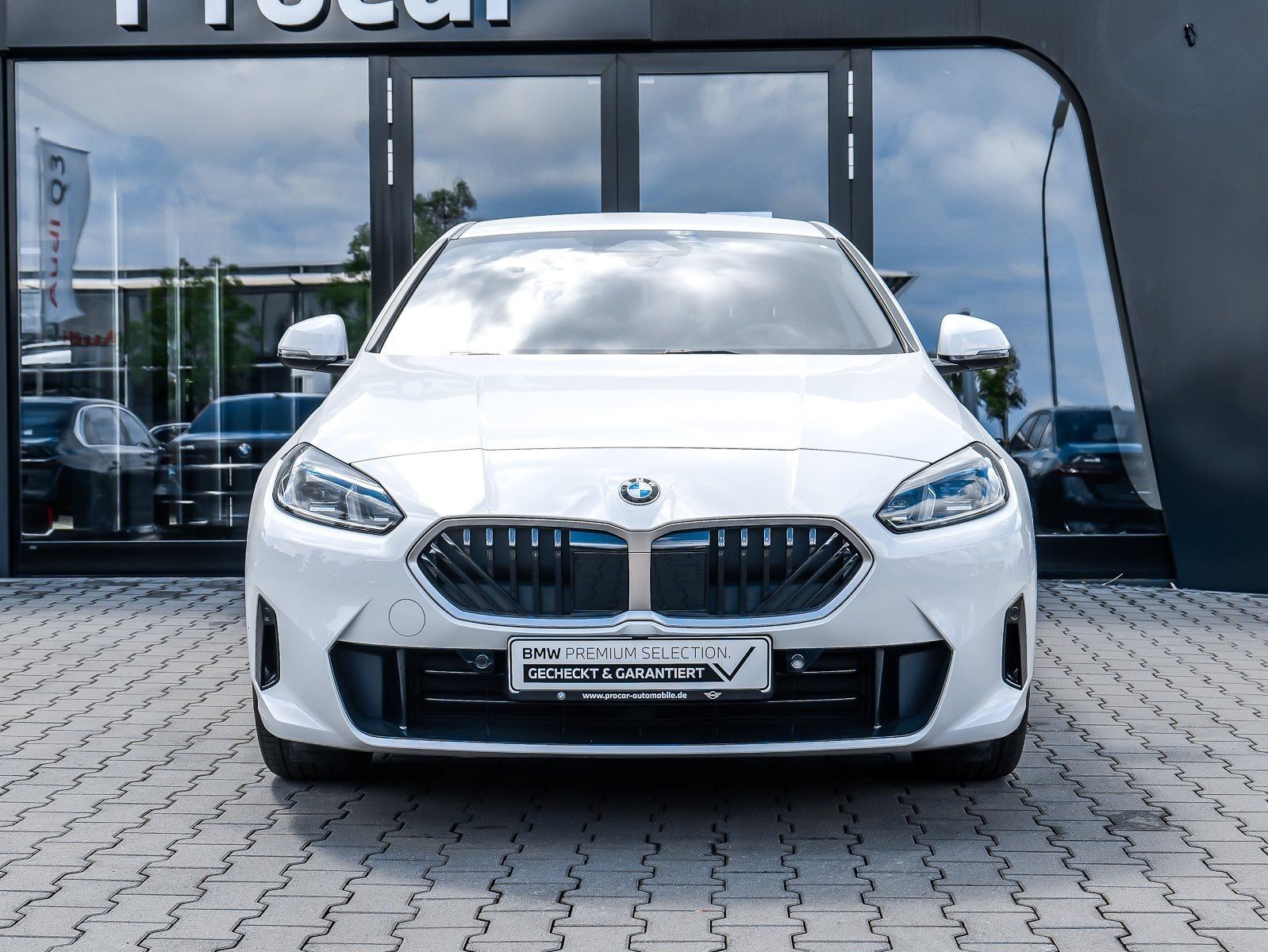 BMW 220 Gran Coupé - Bild 8