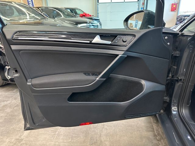 MYAUTOCENTER – Gebraucht- und Jahreswagen mit Werkstattservice in Pfaffenhofen Volkswagen Golf VII Variant Highline BMTStart-Stopp*Klima*