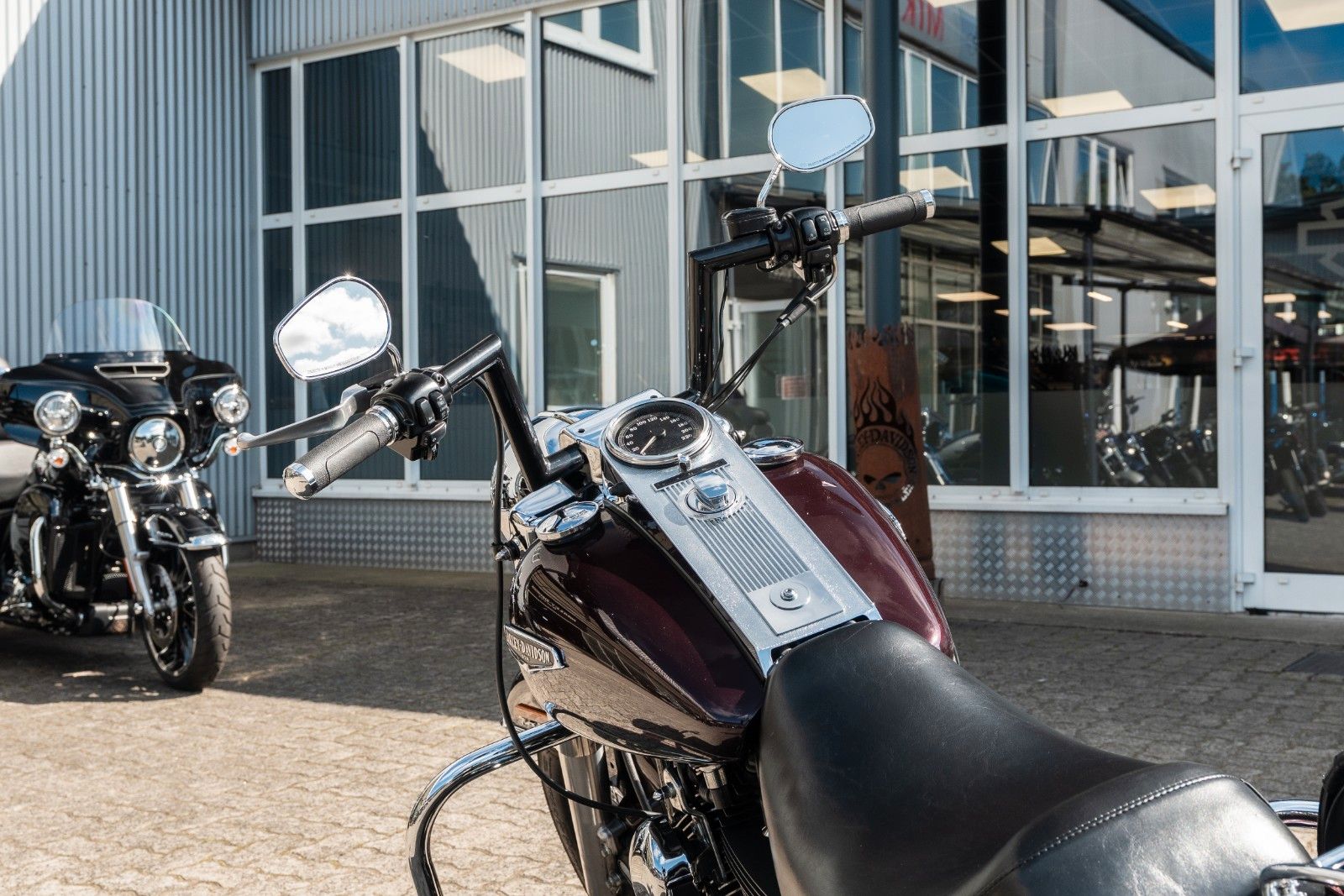 Fahrzeugabbildung Harley-Davidson FLHRC Road King Classic - Ape - Le Pera