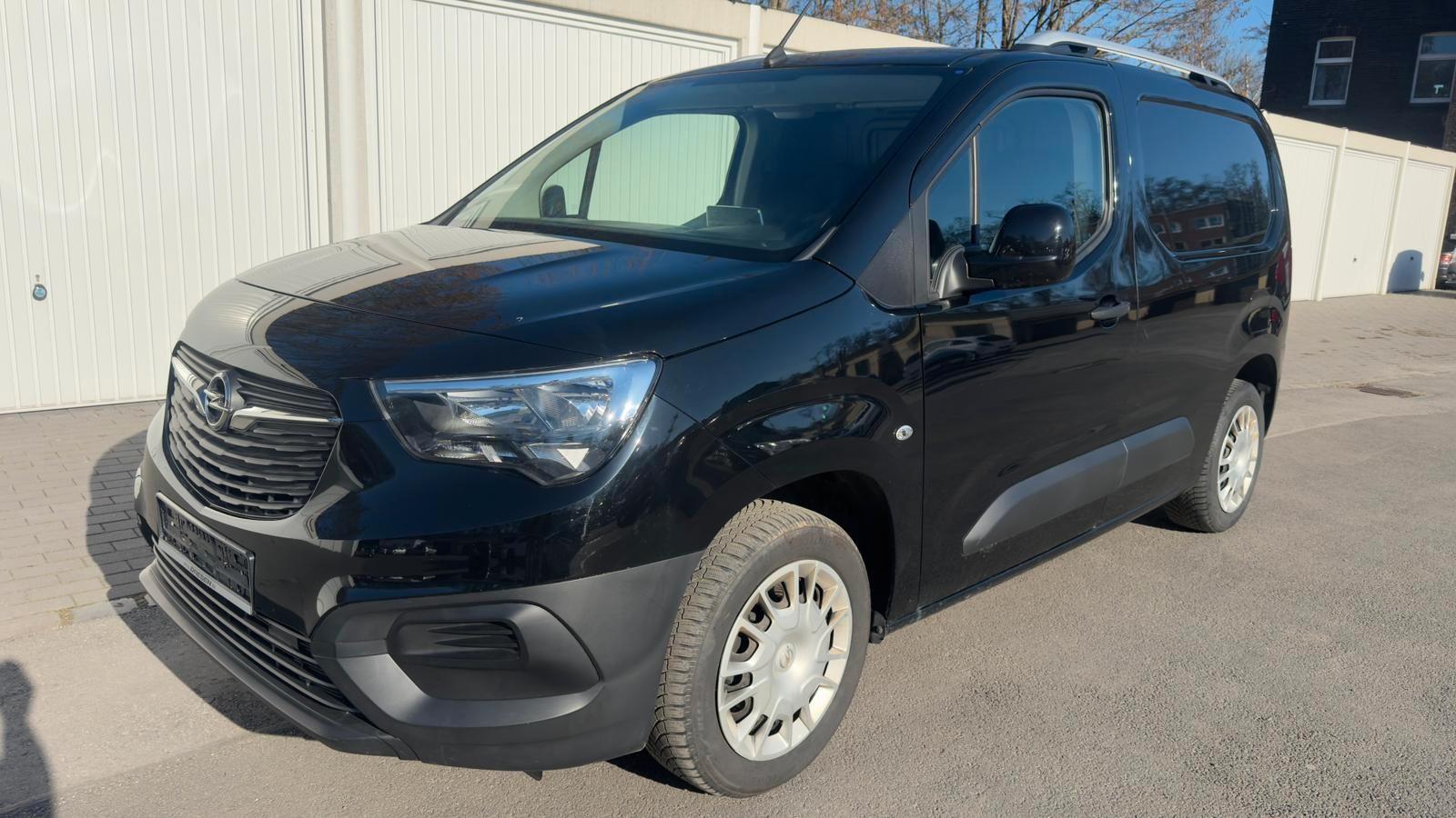 Opel Combo E 1.5 CDTI Cargo Edition
