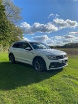 Volkswagen VW Tiguan R-line Großer Service neu!/ Taus... - : Geländewagen, Grosse
