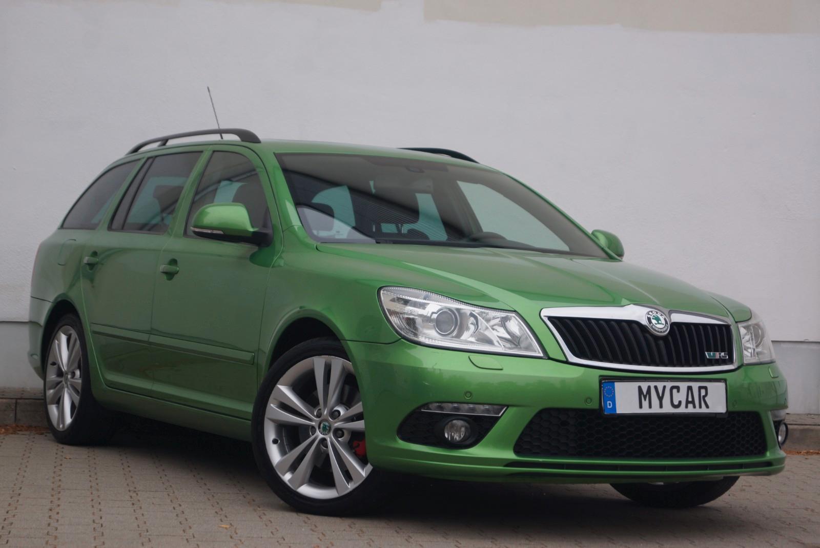 SKODA OCTAVIA COMBI 2.0 RS 200CH - BVM - 1ERE MAIN - TOIT OUVRANT