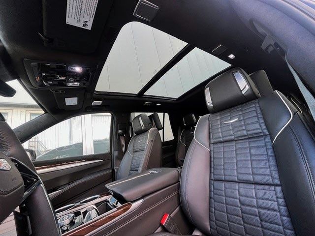 Cadillac Escalade Sport Platinum 6.2l 2025 model