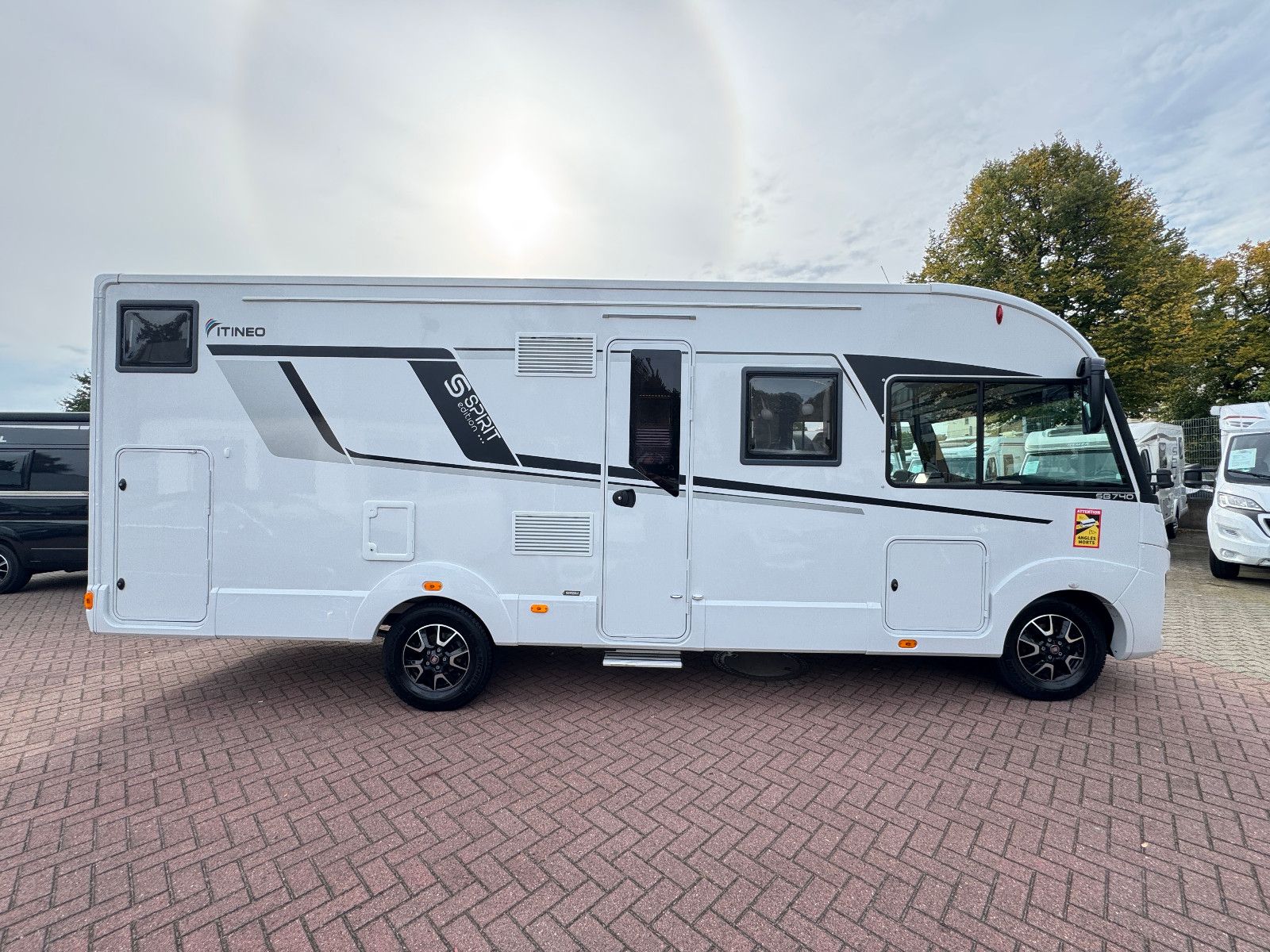 Fahrzeugabbildung Rapido ITINEO SB 740 SPIRIT EDITION LUFTFEDERUNG 2KLIMA