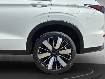 Mitsubishi Outlander Plug-in Hybrid Intro Edition 2.4l